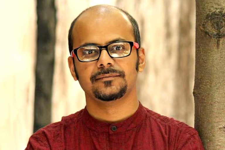 দুর্ঘটনার কবলে কবি শ্রীজাত, চলছে চিকিৎসা, কেমন আছেন এখন?