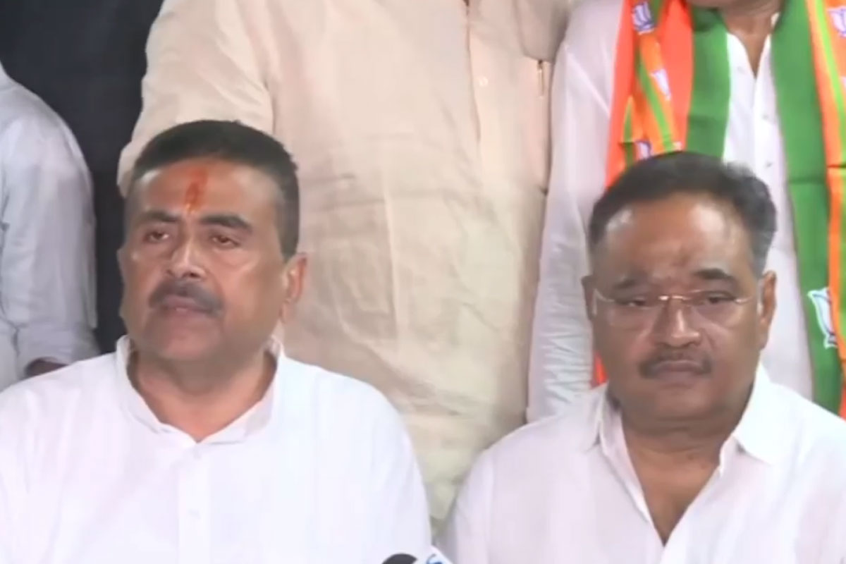 ‘আমার ফোন ট্র্যাক করছে’, অভিযোগ শুভেন্দুর, ‘শাহের কাছে পেগাসাস’, পালটা তৃণমূলের