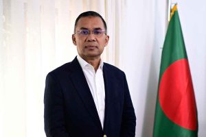 সকাল ৯টায় অফিসে ঢোকা থেকে নিয়ম মেনে বিরতি, বাংলাদেশে কর্ম সংস্কৃতিতে জোর তারেকের