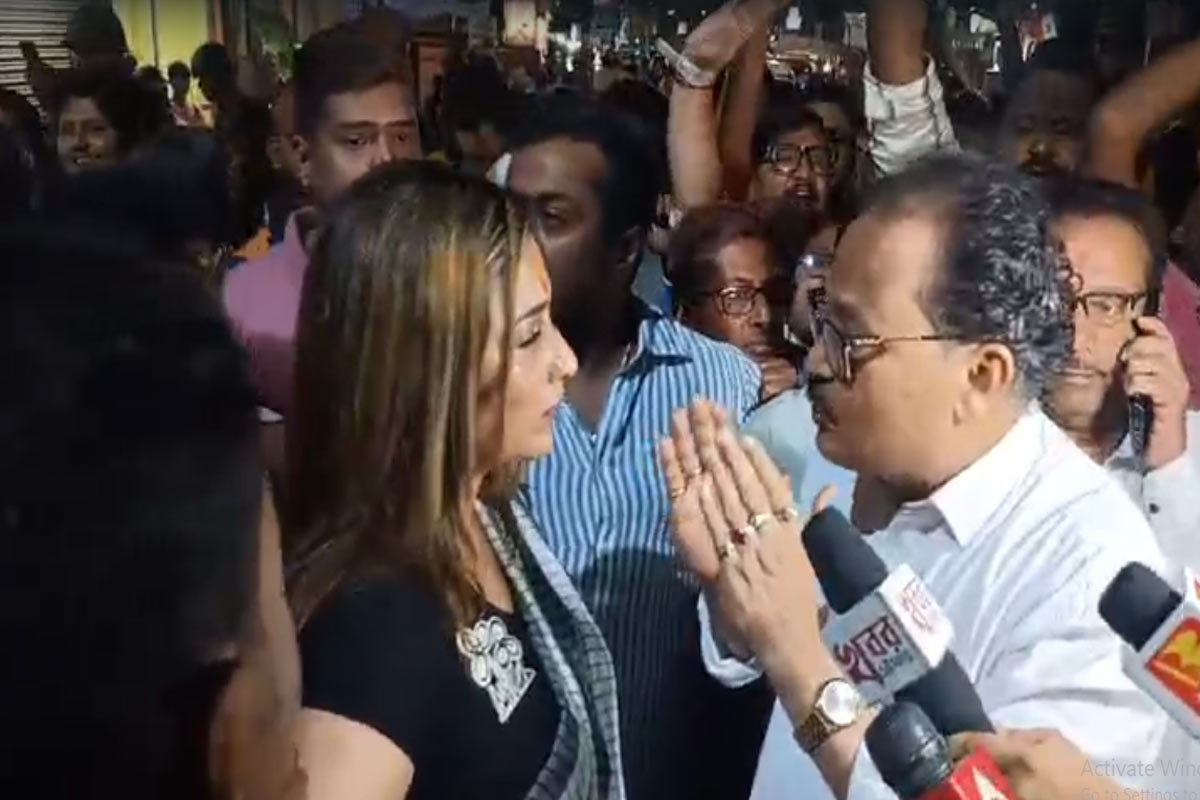 পোস্টার লাগানো ঘিরে উত্তপ্ত বরানগর, সজলের বিরুদ্ধে বহিরাগতদের এনে অশান্তির অভিযোগ সায়ন্তিকার