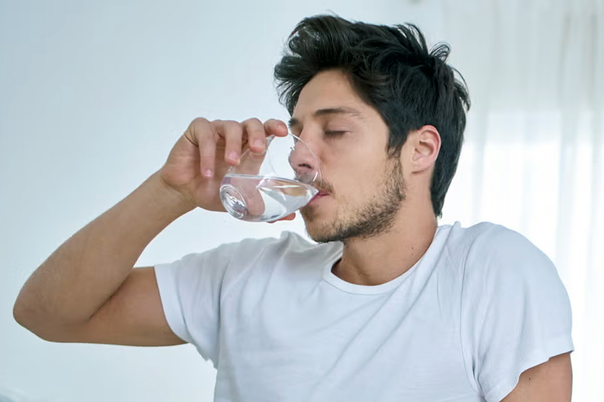 Health tips overhydration water intoxication risks safe water intake
