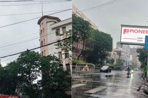 সকাল থেকে মুখভার আকাশের, লাগাতার বৃষ্টিতে ৫ ডিগ্রি নামল মহানগরের পারদ!