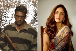 ভরা সিনেমাহলে লুকিয়ে ইয়ামি, ‘ধুরন্ধর ২’-এ নিজেকে দেখে কী করলেন অভিনেত্রী? ভাইরাল ভিডিও