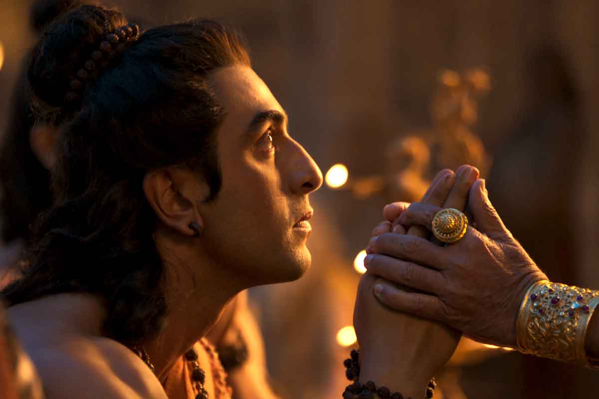 Ranbir Kapoor's Lord Ram apperance wins praise online