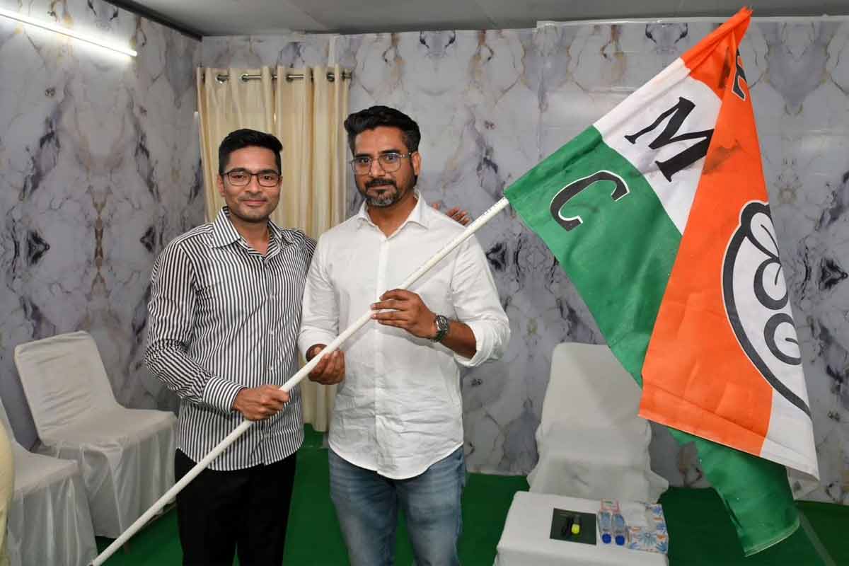 রাহুলের সভার পরই তৃণমূলে যোগ প্রদেশ কংগ্রেস সম্পাদকের, মুর্শিদাবাদে হাতশিবিরে ভাঙন