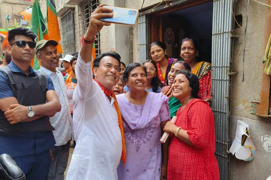 Bengal Election 2026: BJP candidate from Shivpur is the son of the neighborhood, actor Rudranil Ghosh