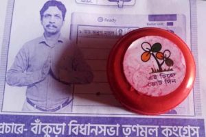 নজরে মহিলা ভোট, বাঁকুড়ায় এবার ‘সিঁদুরে রাজনীতি’ তৃণমূলের
