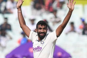 ভারতের টেস্ট ব্যর্থতায় বুমরাহকে নিয়ে কঠোর সিদ্ধান্ত বোর্ডের! গুরুত্ব কমছে ওয়ানডে বিশ্বকাপের?