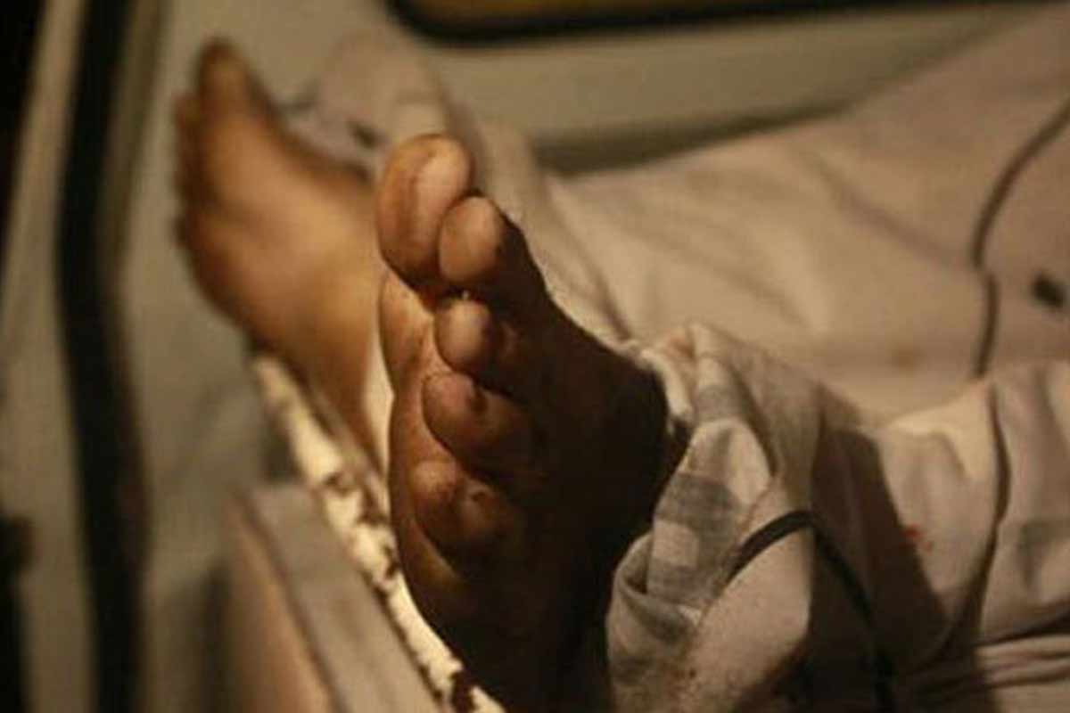 তালিকায় নাম বাদ, নলহাটিতে ‘আত্মঘাতী’ যুবক, কমিশনকে দুষে ভোট বয়কটের ডাক বাসিন্দাদের