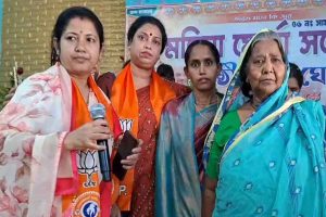 কুপিয়ে মেরেছিল মৌলবাদীরা, বিজেপির হয়ে প্রচারে হরগোবিন্দ ও চন্দন দাসের স্ত্রী