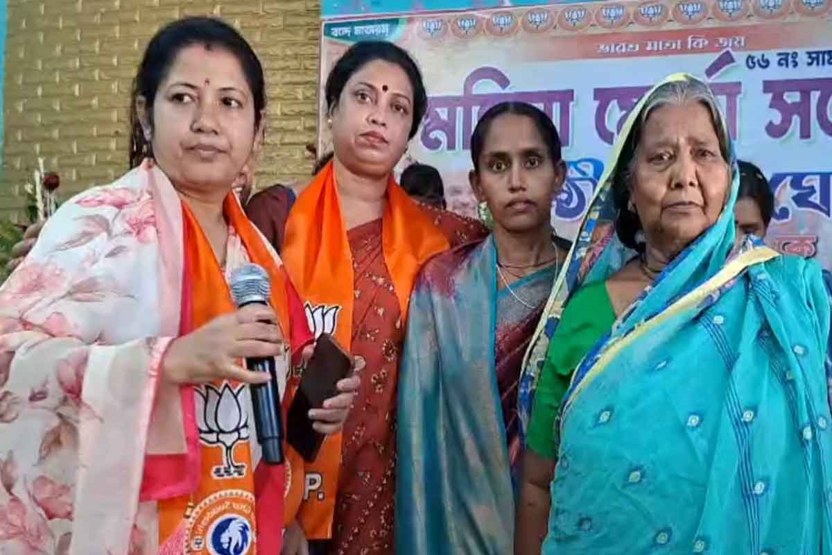 কুপিয়ে মেরেছিল মৌলবাদীরা, বিজেপির হয়ে প্রচারে হরগোবিন্দ ও চন্দন দাসের স্ত্রী
