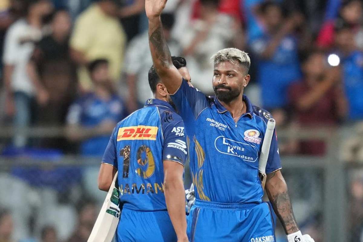 ভাইরাল জ্বরে কাবু, বেশ দুর্বলও, কবে মাঠে ফিরবেন মুম্বই অধিনায়ক হার্দিক?