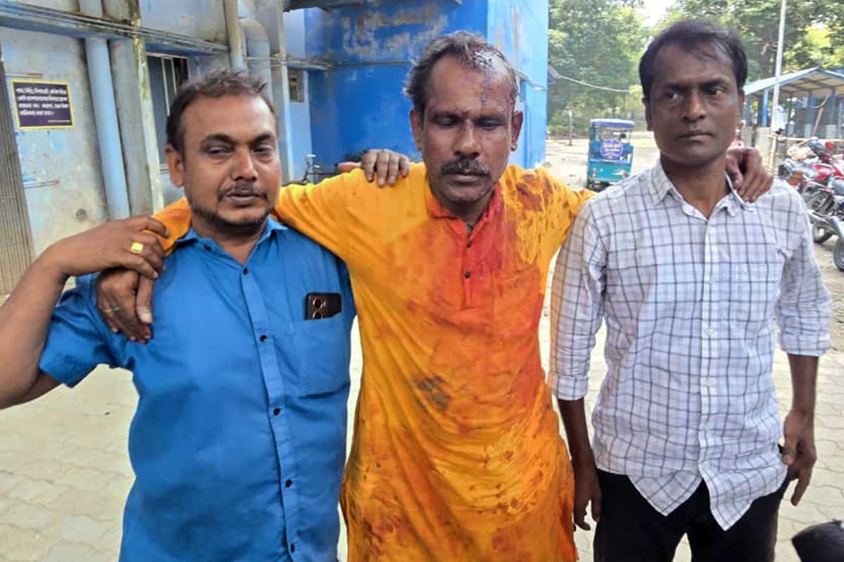 লাভপুরে ঝরল রক্ত, মাথা ফাটল বিজেপি প্রার্থীর এজেন্টের, আক্রান্ত কংগ্রেসও