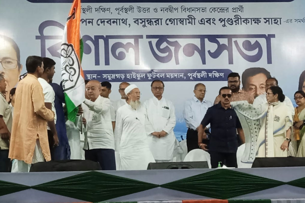ফের হুমায়ুনের দলে ভাঙন! মুখ্যমন্ত্রীর উপস্থিতিতে তৃণমূলে আমজনতা উন্নয়ন পার্টির নেতা-সহ ৩০০ কর্মী