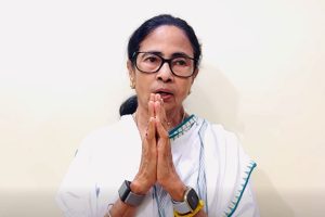 ‘শেয়ারে ধস ঠেকাতেই এক্সিট পোল’, বিজেপিকে কড়া আক্রমণ মমতার
