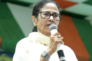 ‘রাষ্ট্রপতি শাসন হলে হোক’, ভোটের ফল নিয়ে সুপ্রিম কোর্টের দ্বারস্থ হচ্ছেন মমতা!
