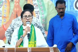কুড়মালি ভাষা নিয়ে বিজেপিকে পালটা, আদিবাসীদের সারি-সারনা ধর্মকে স্বীকৃতির ঘোষণা মমতার