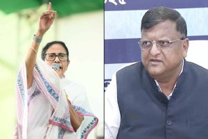 মমতার গাড়ি চেকিং বিতর্কে মুখ খুললেন সিইও, কী বললেন মনোজ আগরওয়াল?