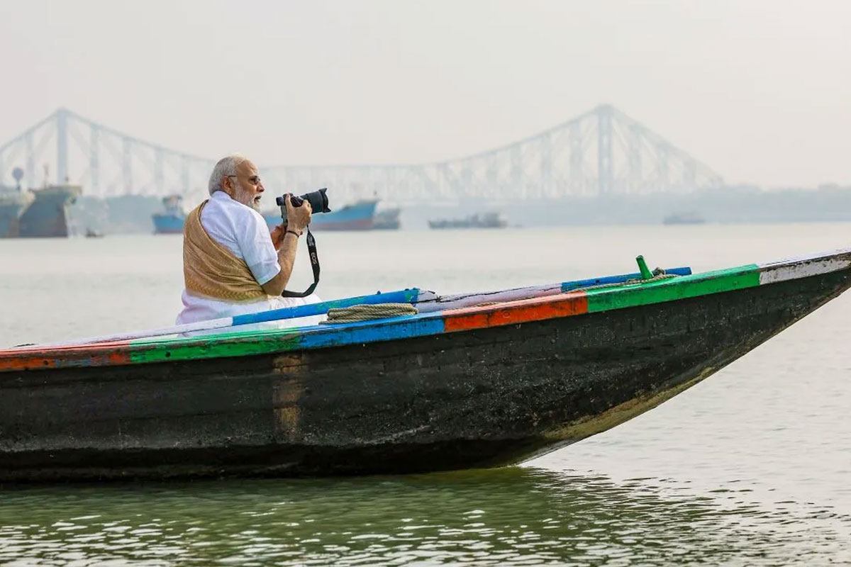 বাঙালির নৌকা প্রেম, প্রধানমন্ত্রীর নৌকাবিহার