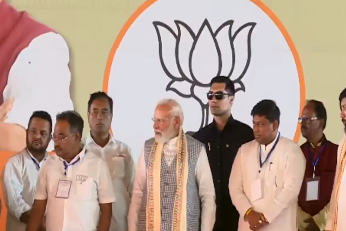 West Bengal Assembly Election: Ananta Maharaj participate in Narendra Modi's rally