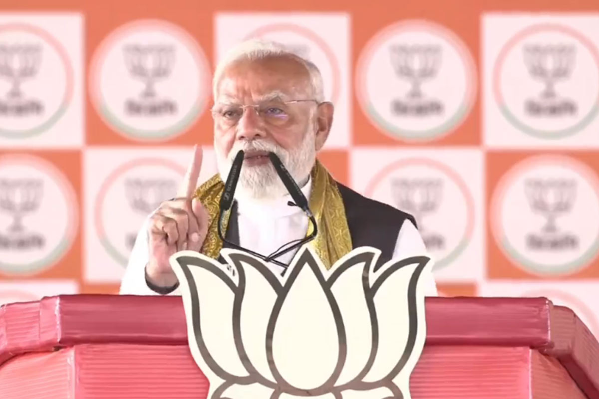 সপ্তম পে কমিশন চালু থেকে দুর্নীতিগ্রস্তদের জেলে ভরা, পরিবর্তনের হুঙ্কার দিয়ে ৬ ‘গ্যারান্টি’ মোদির