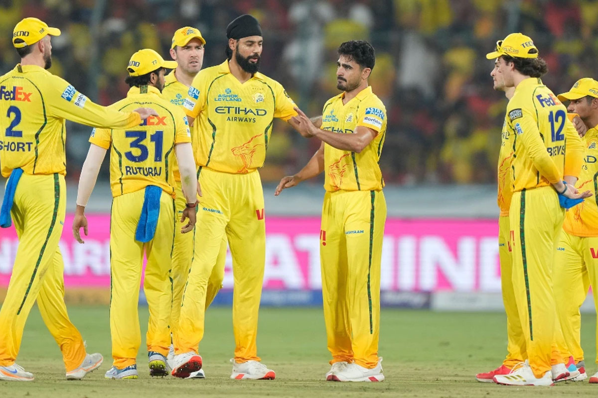 মায়ের শেষকৃত্য সেরে সোজা মাঠে, মুকেশের পাশে দাঁড়িয়ে মানবিক পদক্ষেপ সিএসকে সতীর্থদের