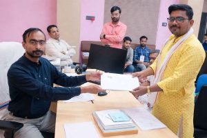 পুরুলিয়ায় গোষ্ঠীদ্বন্দ্বে জেরবার পদ্ম শিবির! বলরামপুরে দলীয় প্রার্থীর বিরুদ্ধে মনোনয়ন প্রভাবশালী নেতার