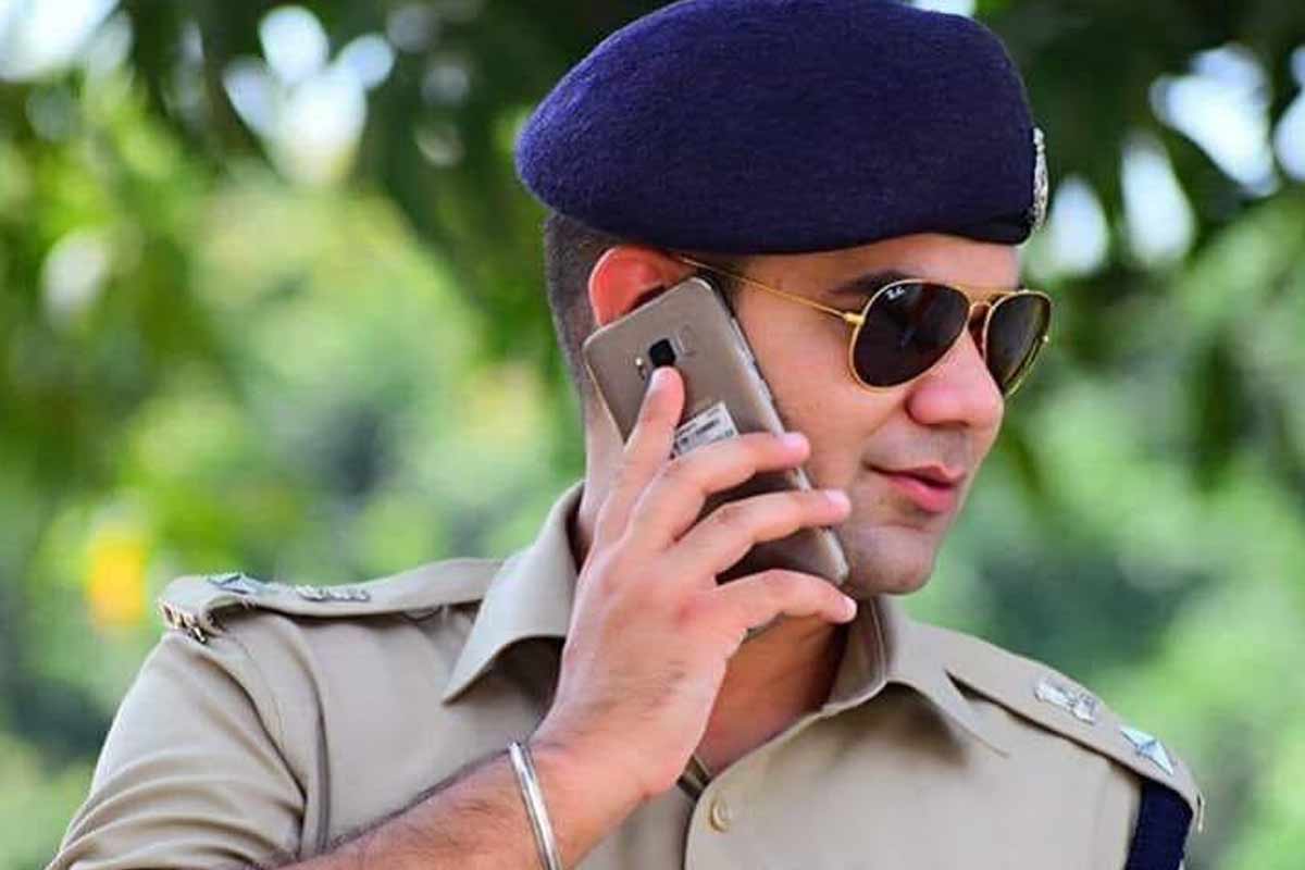 পক্ষপাতদুষ্ট! ‘সিংঘম’ অজয়কে সরাতে মামলা দায়ের সুপ্রিম কোর্টে, দ্রুত শুনানির আর্জি