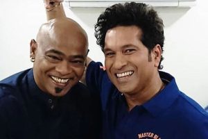‘ইয়ে দোস্তি…’, শচীনের জন্মদিনে অসুস্থতা উড়িয়ে শিবাজি পার্কে কাম্বলি, কী বললেন ‘পার্টনার’কে?