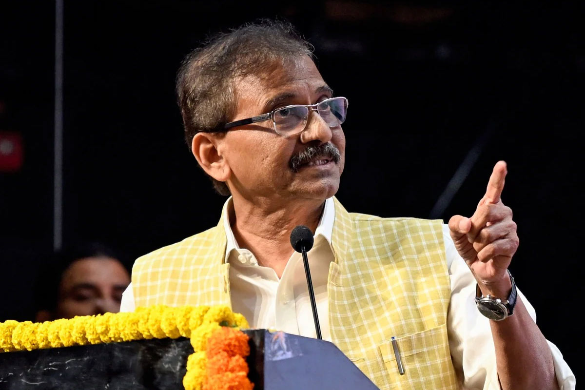 ‘বিজেপি বকাসুরের দল, সব গিলে নেয়’, আপের দলত্যাগী সাংসদদের ‘পেজ থ্রি’ নেতা কটাক্ষ সঞ্জয়ের