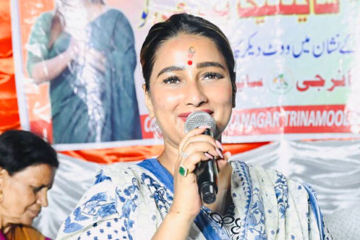 ‘সিপিএমের লাল পতাকা এখন শুধু বিরিয়ানির হাঁড়িতেই’, সায়ন্তিকার মন্তব্যে বিতর্ক, কমেন্টে কটাক্ষের বন্যা