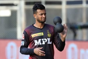 আইপিএলের মাঝে কলকাতায় শাকিব, সাক্ষাৎ নাইটদের সঙ্গেও, হঠাৎ কেন শহরে বাংলাদেশি তারকা?