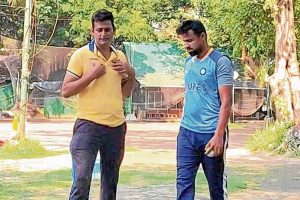 স্পিনারদের ক্লিনিক করছেন শিবসাগর, প্রাক্তন বঙ্গ তারকার পরামর্শে রনজিতে ৫৯ উইকেট ময়ঙ্কের