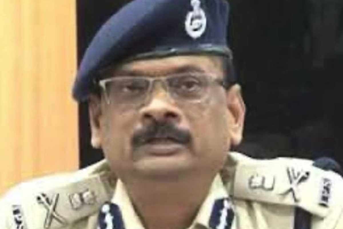 ডিজি সিদ্ধিনাথের মেয়াদ ৬ মাস বাড়িয়ে দিল ‘শাহী’ মন্ত্রক, ভোটের পরও আইনশৃঙ্খলা নিয়ে চিন্তা?