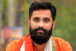 ভোটের কয়েক ঘণ্টা আগেও গাইঘাটায় সুব্রত বিরোধী পোস্টার! গোষ্ঠী কোন্দলে জেরবার বিজেপি