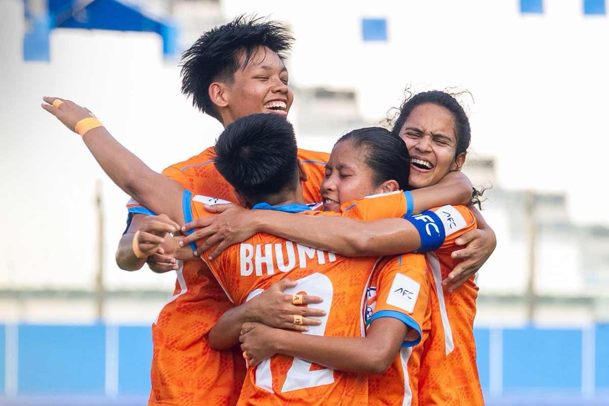 অনূর্ধ্ব-২০ এশিয়ান কাপে ঐতিহাসিক জয়! ২২ বছর পর প্রতিযোগিতায় জিতল ভারতের মেয়েরা 