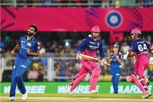 ‘বোলার নয়, নজর ছিল শুধু বলে’, বুমরাহকে জোড়া ছক্কা হাঁকিয়ে বলছে ‘অর্জুন’ বৈভব