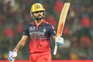 IPL 2026 RCB vs LSG: প্রথম একাদশ থেকে বিরাটকে বাদ দিল আরসিবি, কী এমন হল কিং কোহলির?