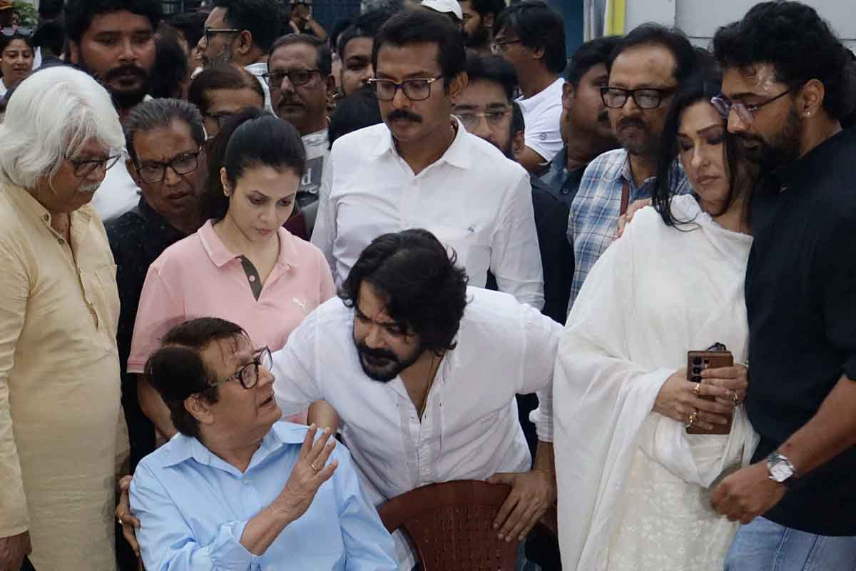 rahul arunoday banerjee death: Industry lifts strike but boycotts Magic Moments