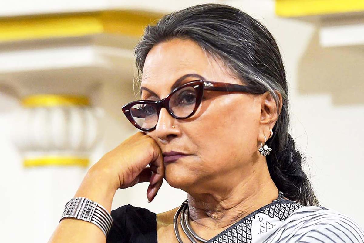 ‘কার জন্য ছবি বানাব…’, টলিউডের দুঃসময়ে আচমকা অবসর ঘোষণা অপর্ণা সেনের!