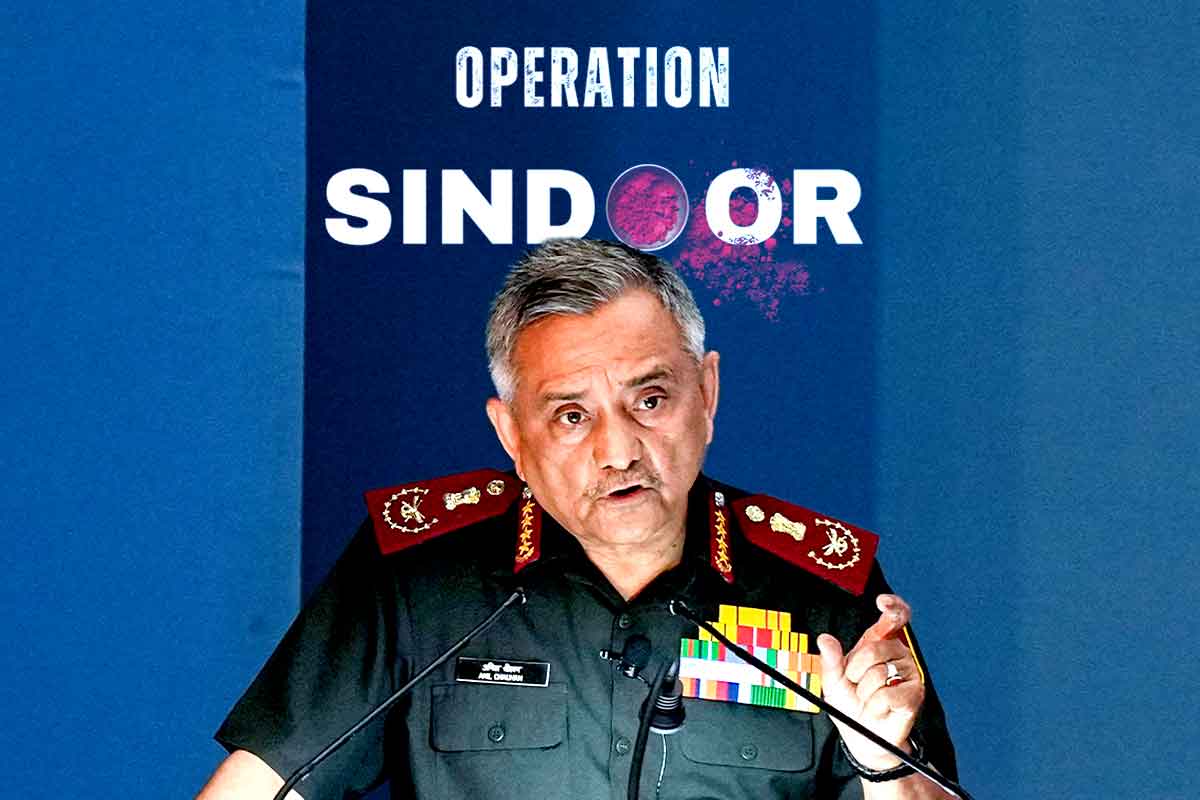 নমাজকে শ্রদ্ধা, তাই বিলম্বে জঙ্গিঘাঁটিতে হামলা, ‘সিঁদুর’ নিয়ে বড় তথ্যপ্রকাশ সেনাপ্রধানের