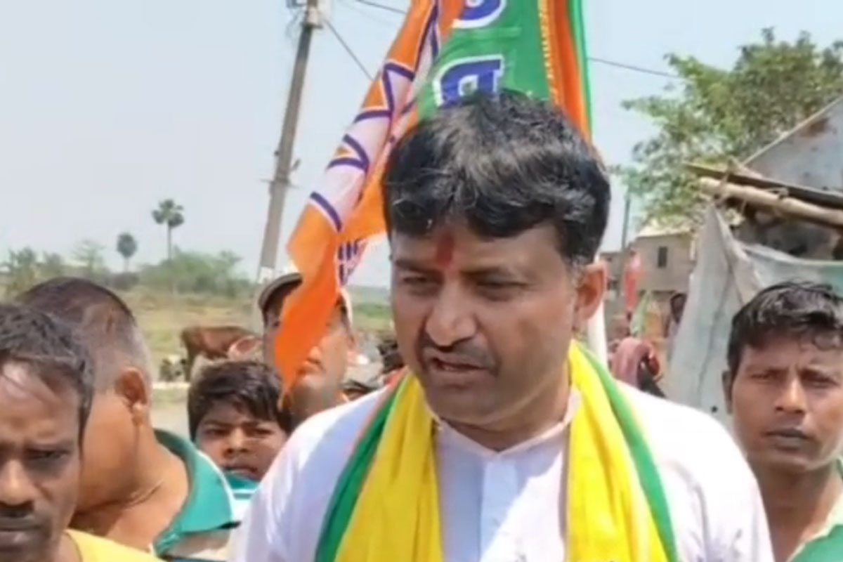 ক্ষমতায় এলে ‘লাখপতি দিদি’, মহিলাদের মন পেতে দুর্গাপুরে বড় বার্তা বিজেপি প্রার্থীর