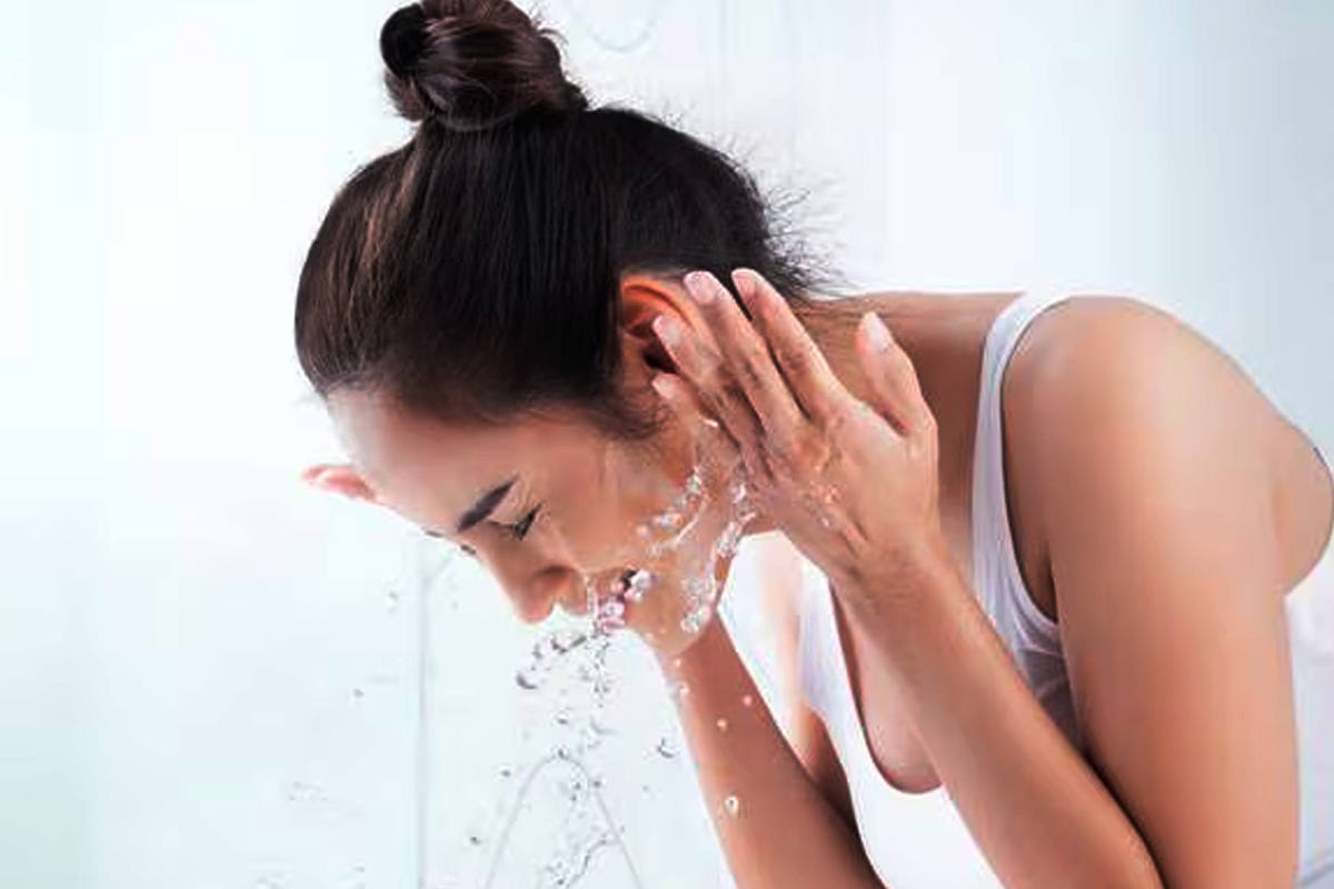 over washing face summer acne irritation skin barrier damage