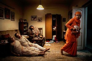 ‘অশান্তি দূর’ করার নামে তিনদিন বাস সন্ন্যাসিনীর! গোটা পরিবারকে অজ্ঞান করে সর্বস্ব লুট