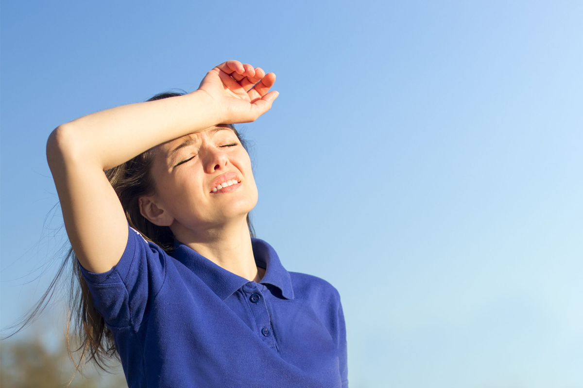 summer headache vs migraine warning signs explained
