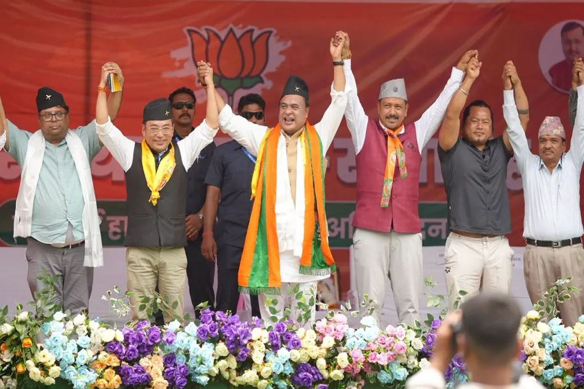 পাট্টা না দিয়েই চা বাগানের খালি জমি তুলে দেওয়া হচ্ছে শিল্পপতিদের, অভিযোগ হিমন্তের