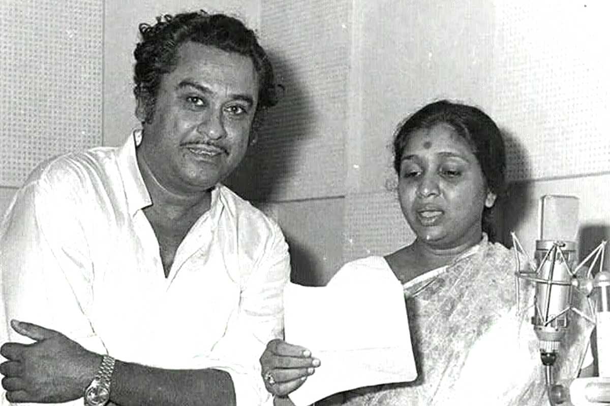 প্রথমে ভয় পেতেন, পরে কিশোরকুমারের সঙ্গেই আইকনিক পার্টনারশিপ আশা ভোঁসলের
