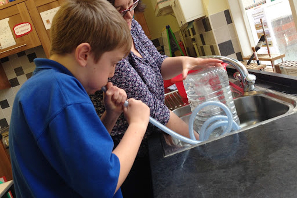 FVC lung capacity test to measure breathing strength and lungs health