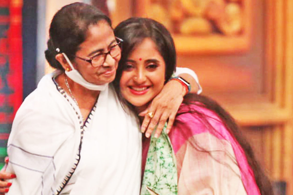 ‘মহিলা মুখ্যমন্ত্রীকেই সম্মান করে না! ভেবে ভোট দিন’, বিকৃত মিম মনে করিয়ে সতর্কবাণী সৌমিতৃষার
