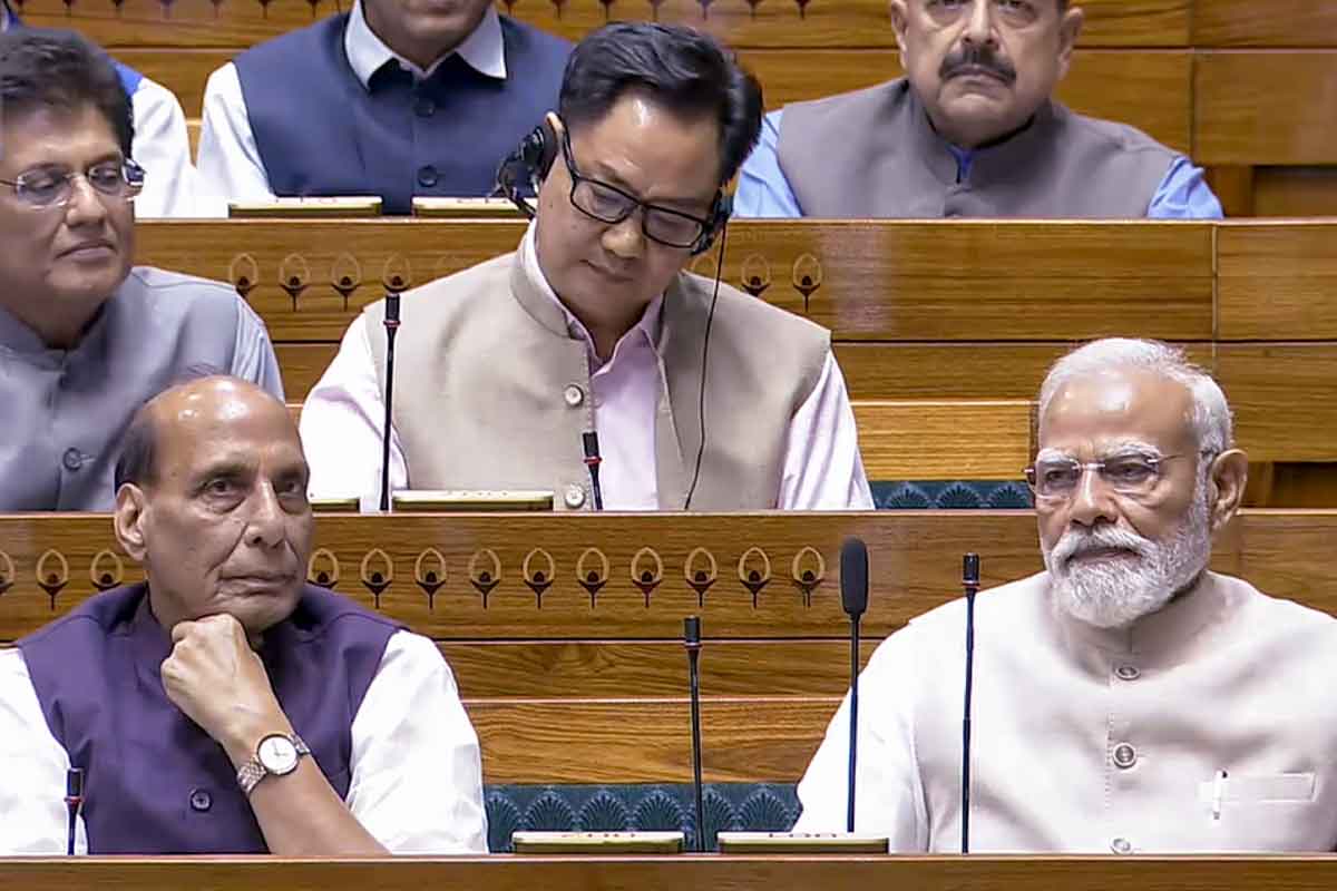 পক্ষে ২৯৮, বিপক্ষে ২৩০, ভোটাভুটিতে মহিলা সংরক্ষণ বিল ‘ফেল’ করতেই টুইটে কটাক্ষ তৃণমূলের